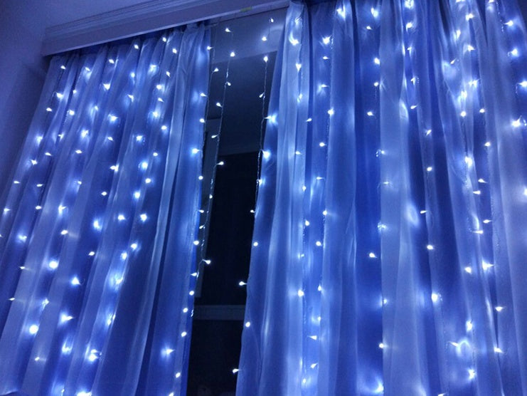 Magical Christmas LED Curtain Lights – Indoor & Outdoor Holiday Decoration